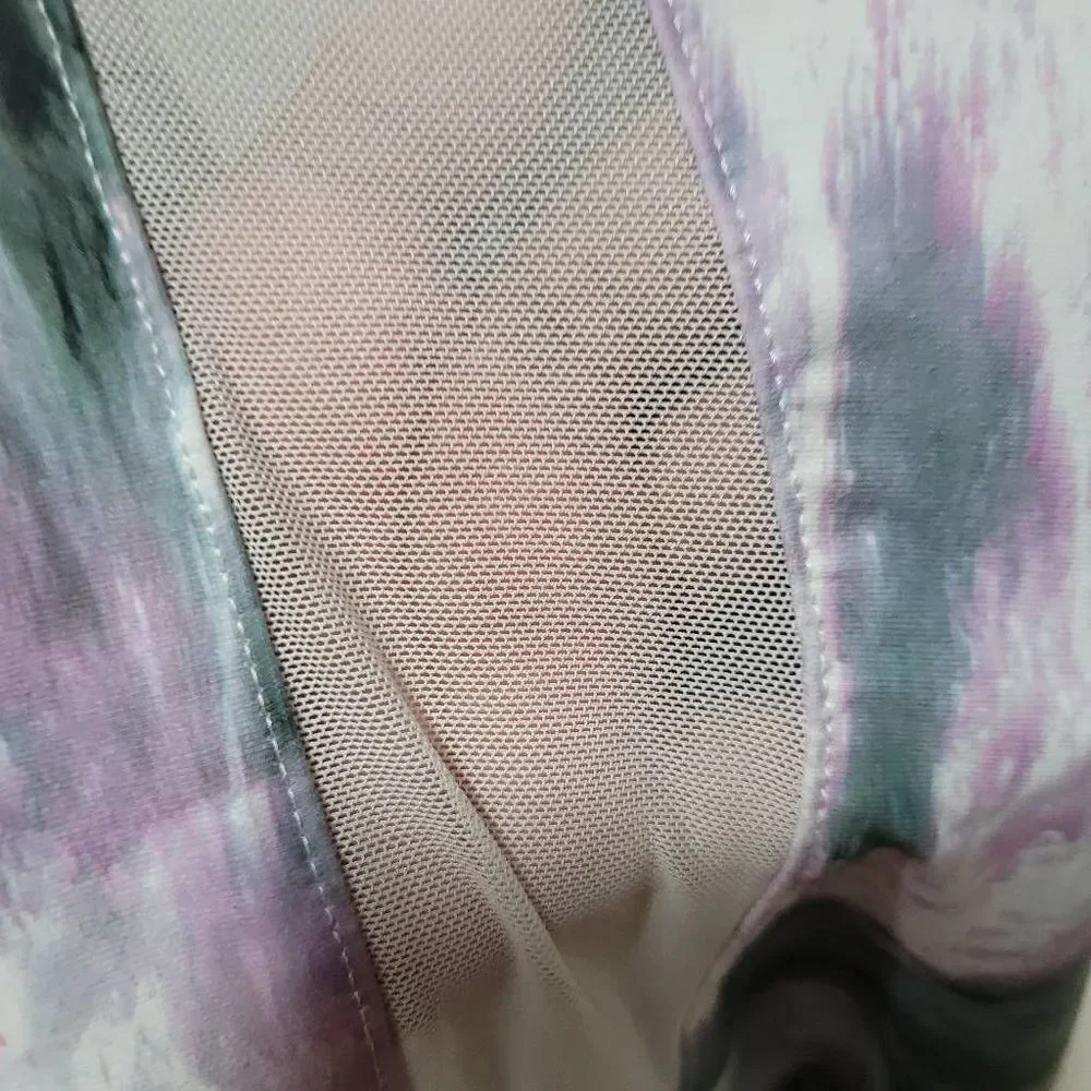 Fabletics Small Daphne Performance Tank Stratus/White Support Mesh Workout Gym - Picture 4 of 9